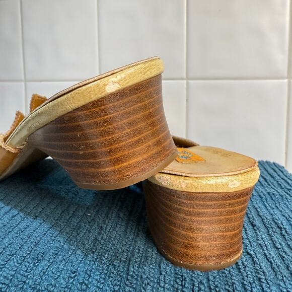 Miz Mooz Tooled Hand-Painted Leather Mules Boho Slip-On Round Toe EU 38 / 7.5–8 - Picture 15 of 16